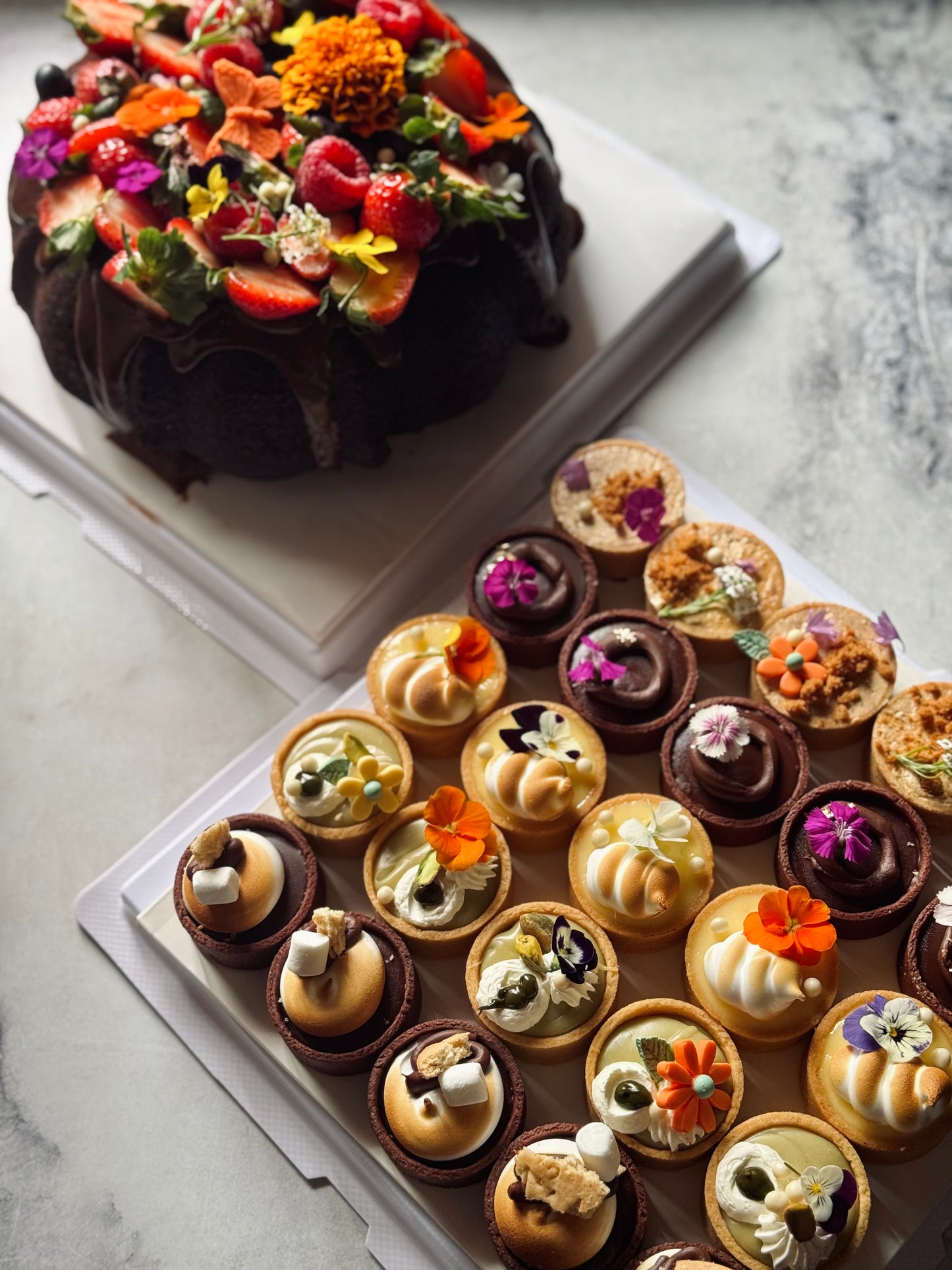 (Oct-Nov Preorder) 25pc Tarts Giftbox
