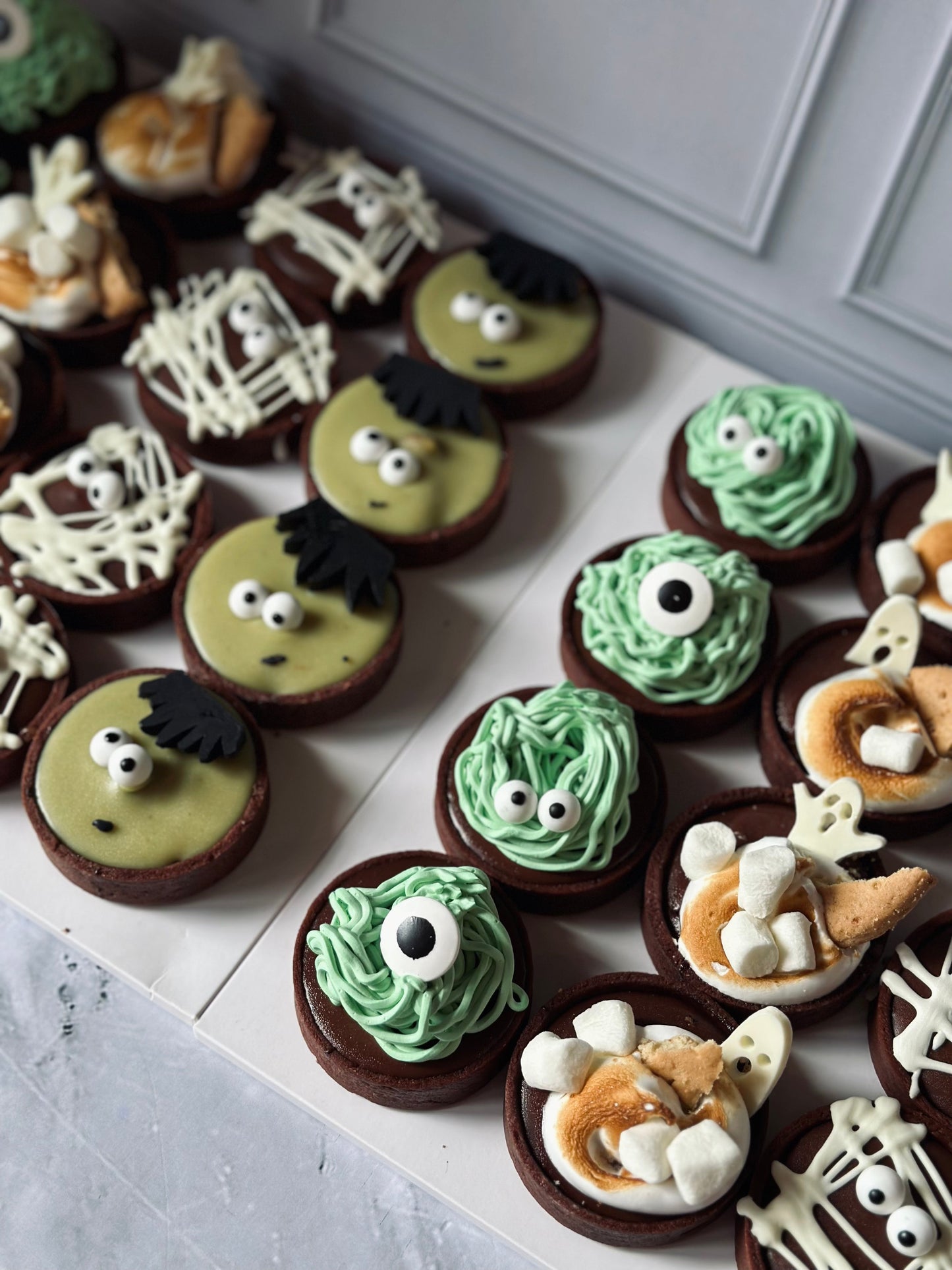 (31 Oct - Halloween) Tart Box