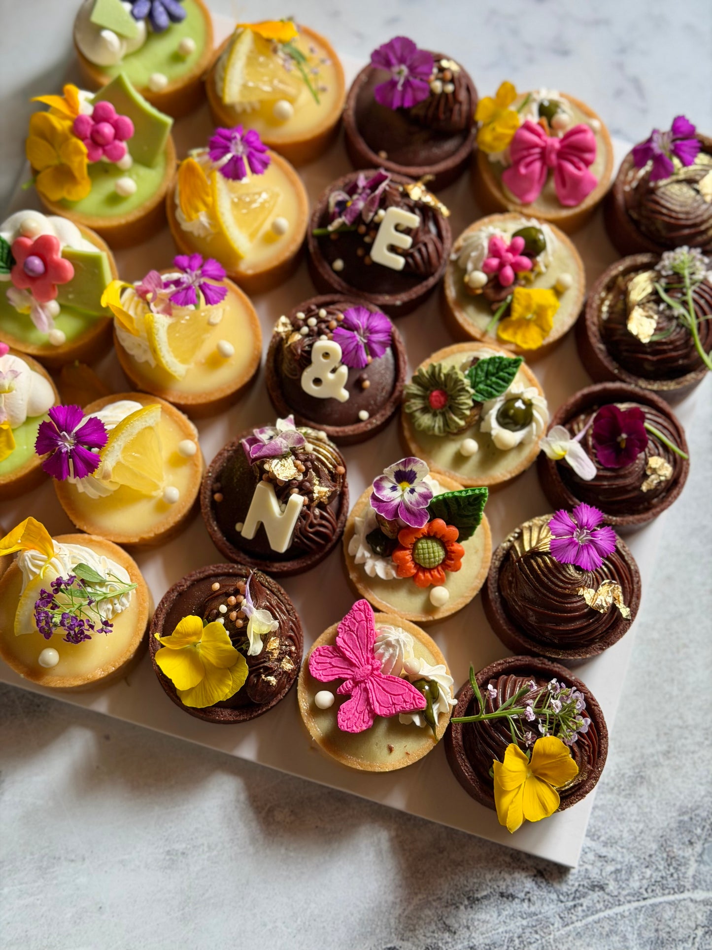 (July-Aug Preorder) 25pc Tarts Giftbox