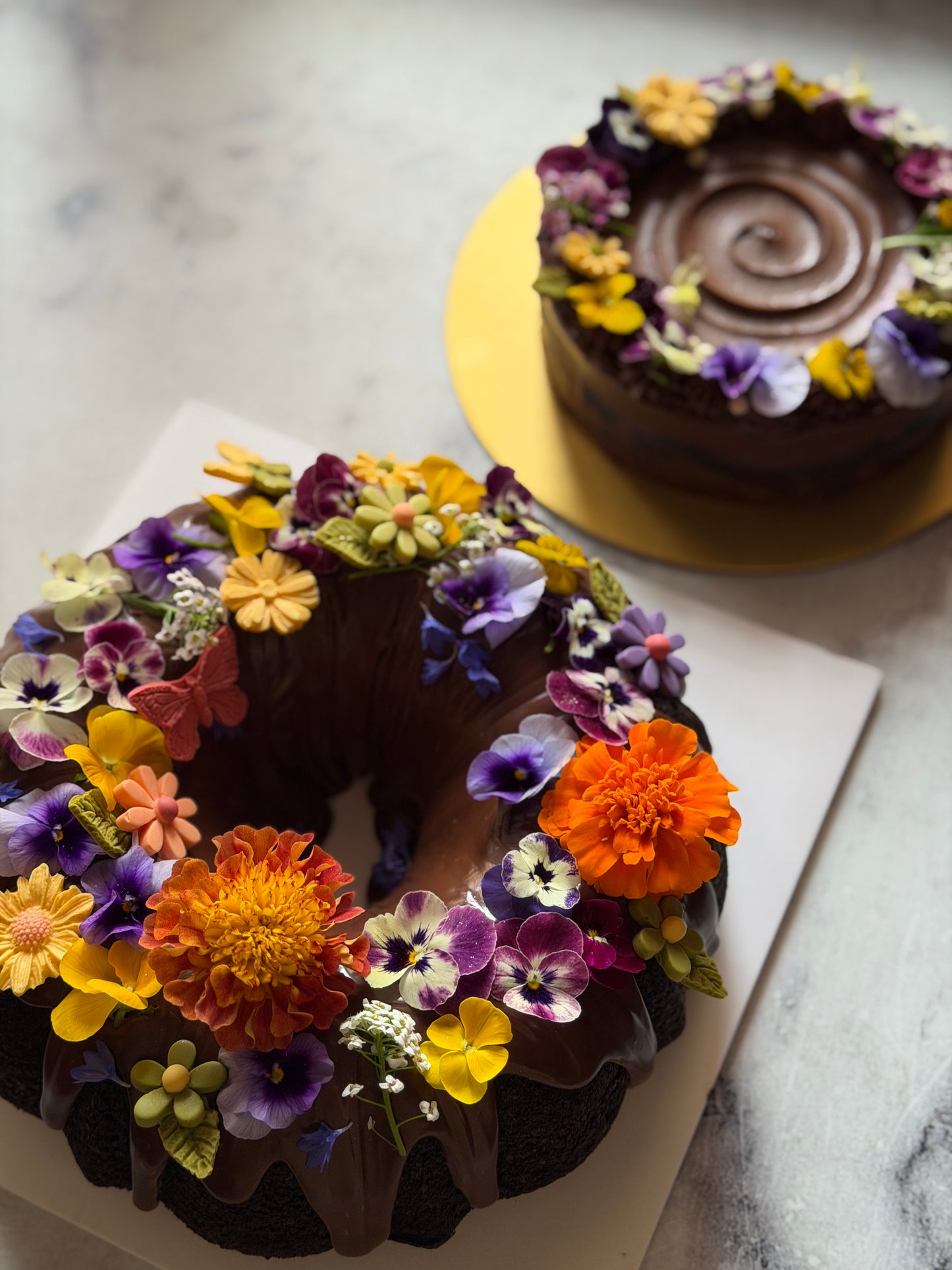 (July-Aug Preorder) 10” Belgian Dark Chocolate Bundt Giftbox