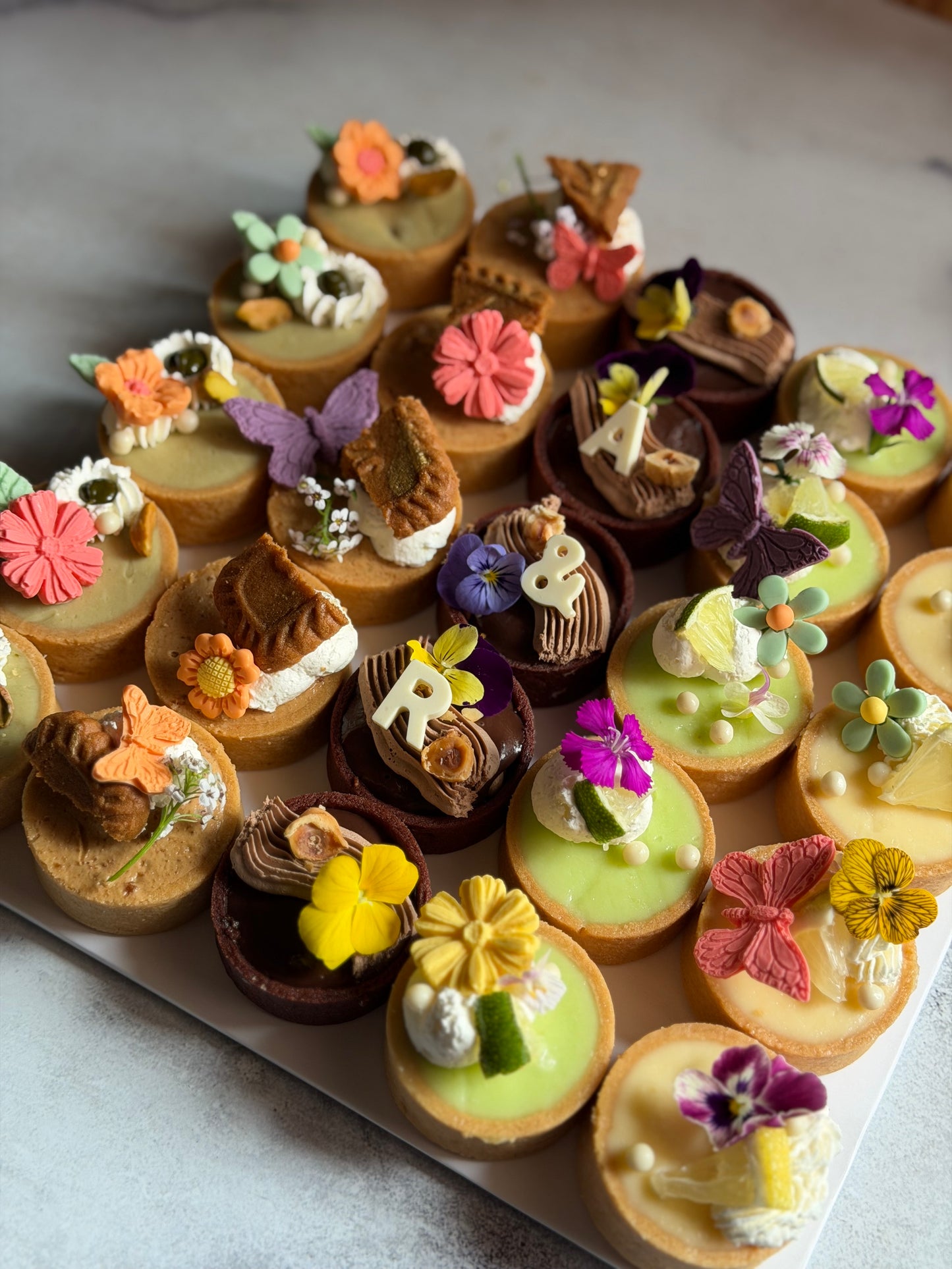 (July-Aug Preorder) 25pc Tarts Giftbox